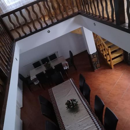 Villa Casa Raul à Rucăr Extérieur photo