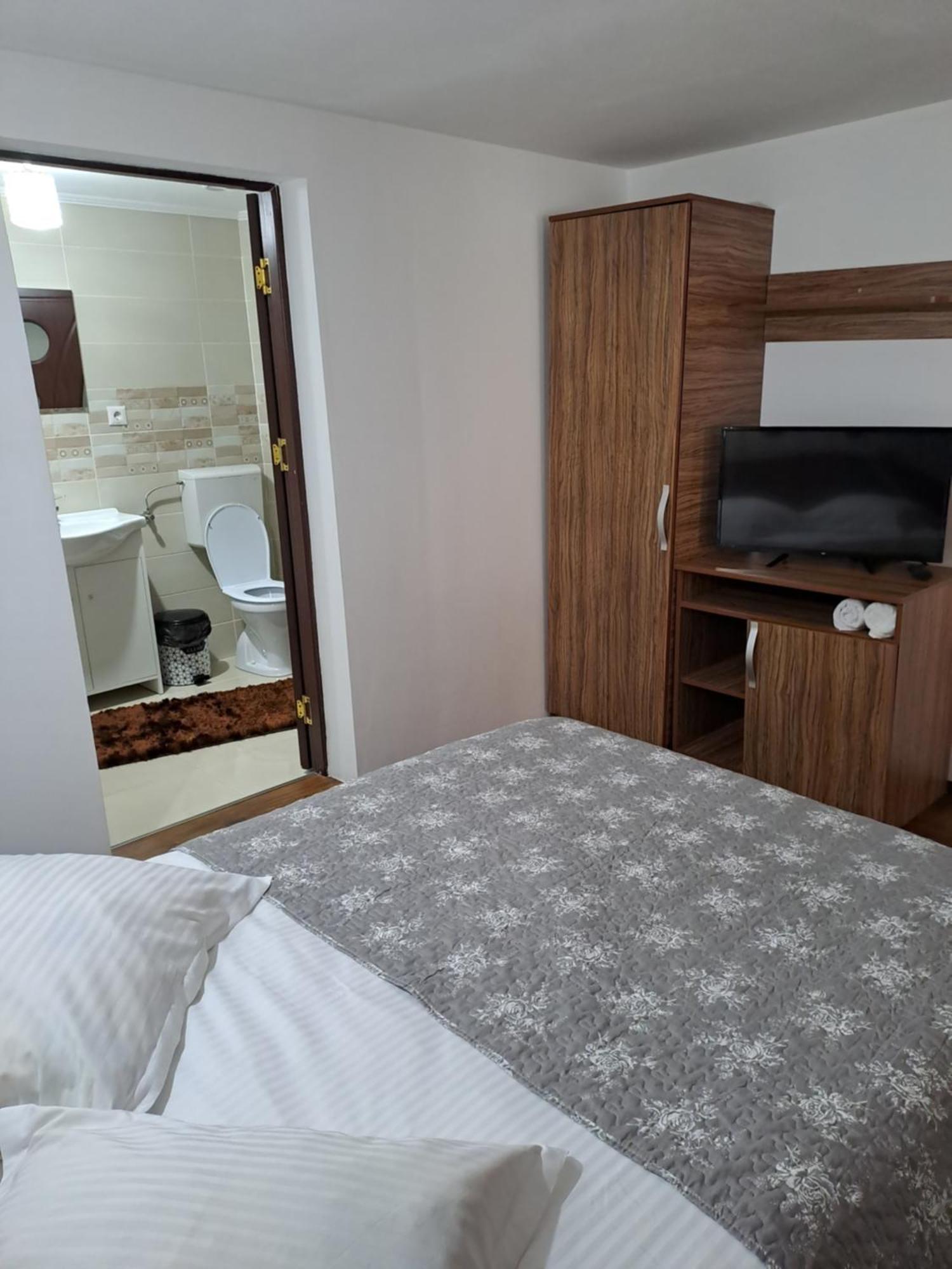 Villa Casa Raul à Rucăr Extérieur photo